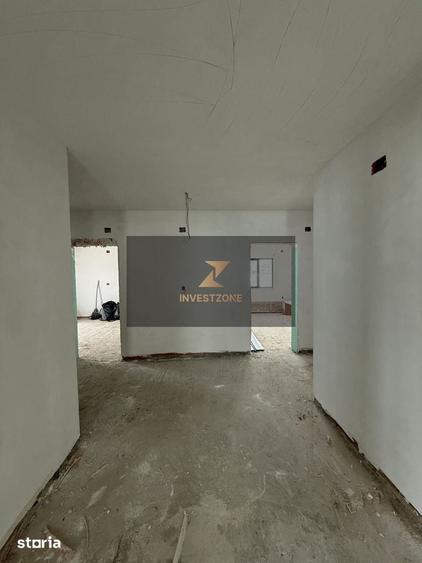 Casă cu 5 camere cu Teren 500 Mp în Nojorid