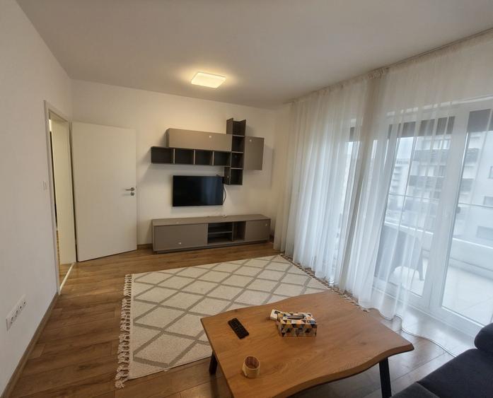 Apartament cu 2 camere decomandat în Avantgarden