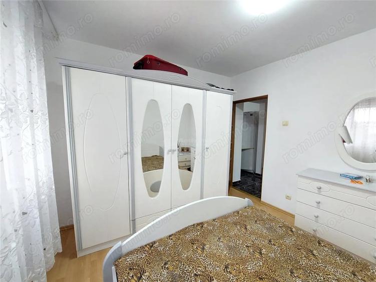 Apartament cu 3 camere decomandat în Dorobanți