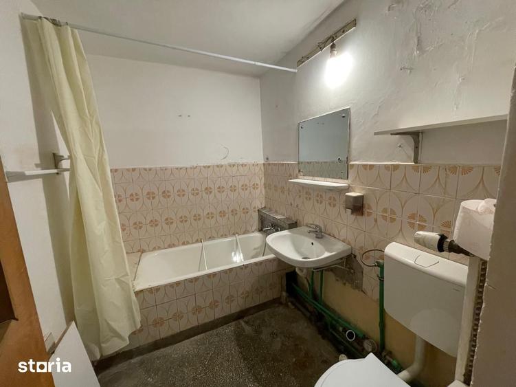 Apartament cu 3 camere decomandat în Militari