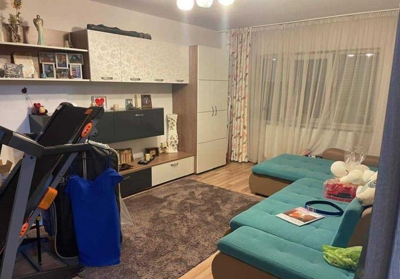 Apartament cu 2 camere decomandat în Magheru