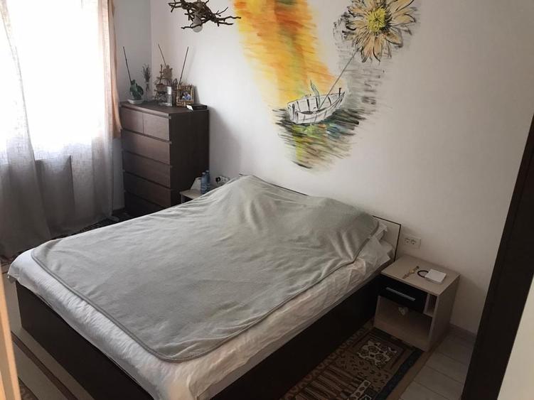 Apartament cu 2 camere decomandat în Exterior Vest