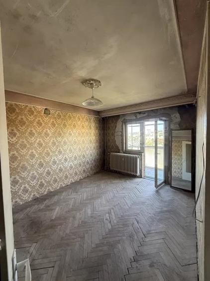 Apartament cu 2 camere decomandat în Ultracentral