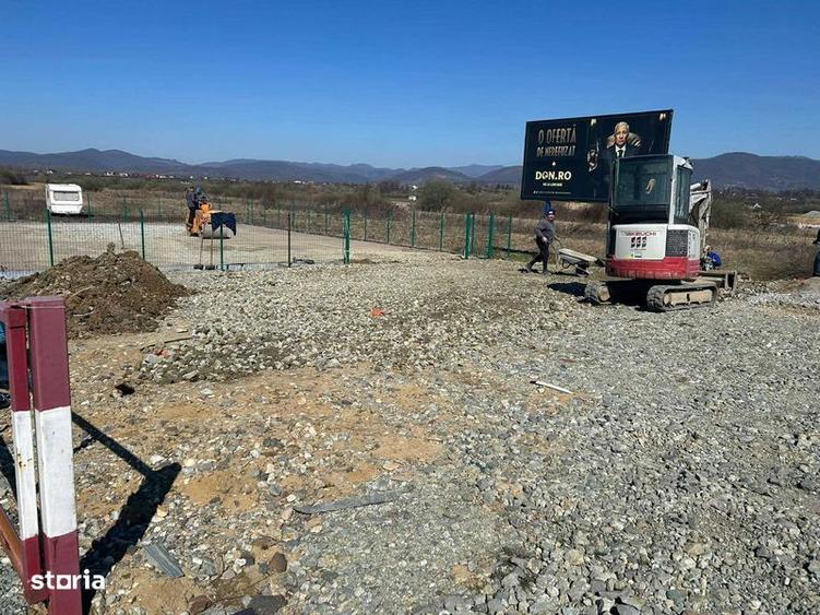 Teren de 2810 mp, în Recea