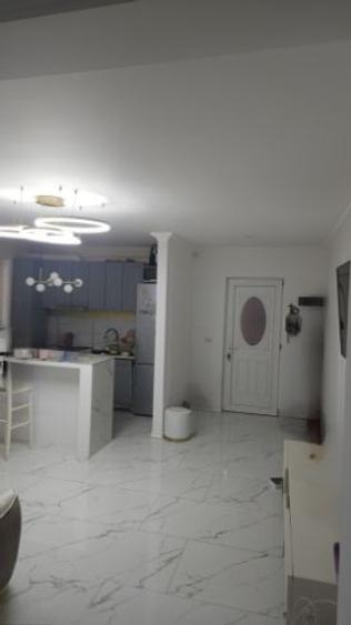 Apartament cu 3 camere decomandat în Giroc