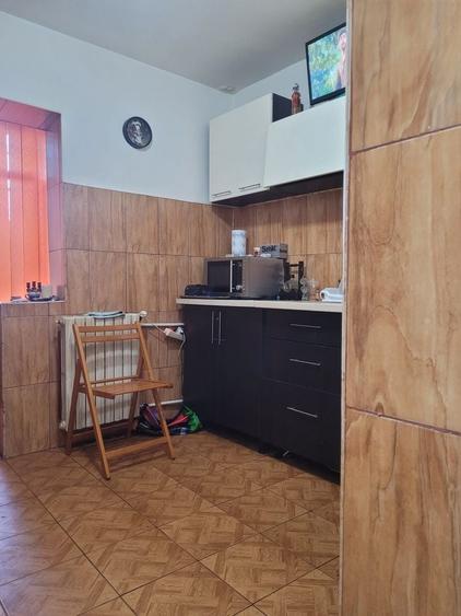 Apartament cu 2 camere semidecomandat în Poarta 6
