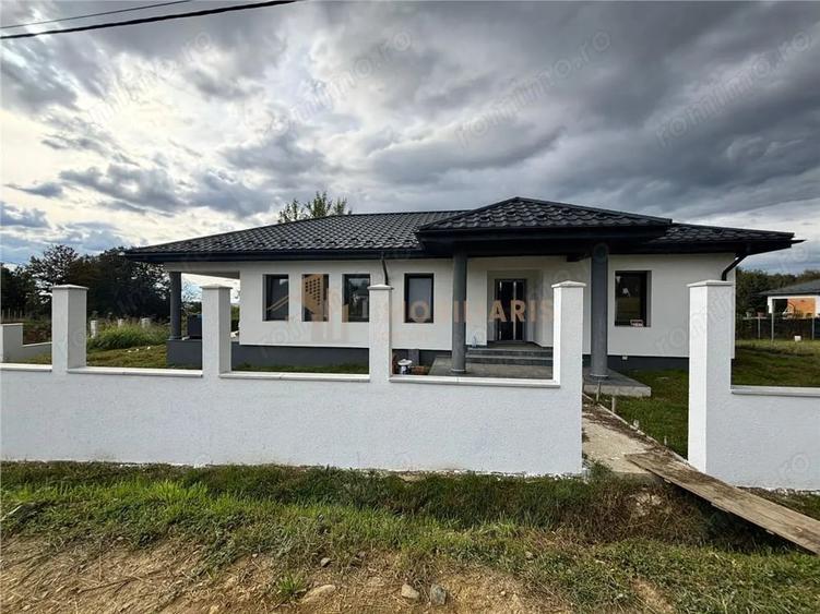 Casă cu Teren 550 Mp în Satu Nou de Jos