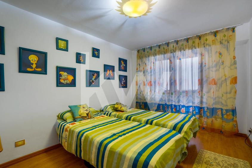 Apartament cu 3 camere decomandat, mobilat în Răcădău