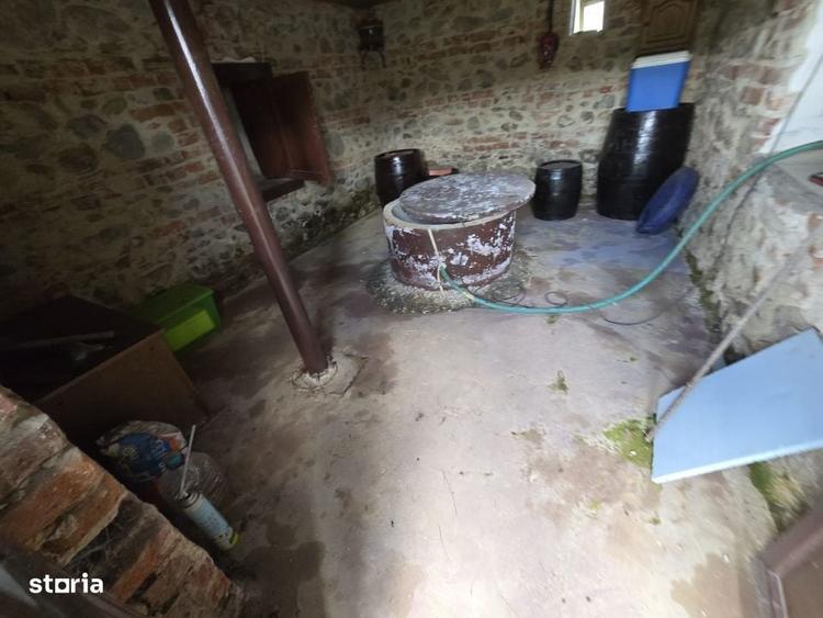 Casă cu 4 camere cu Teren 3450 Mp în Mușătești