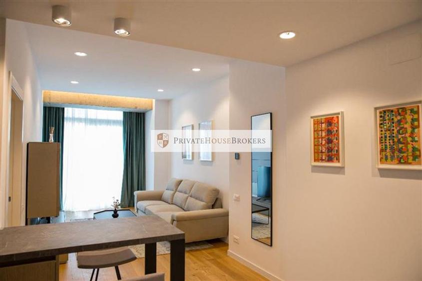 Apartament cu 2 camere semidecomandat, mobilat în Aviației