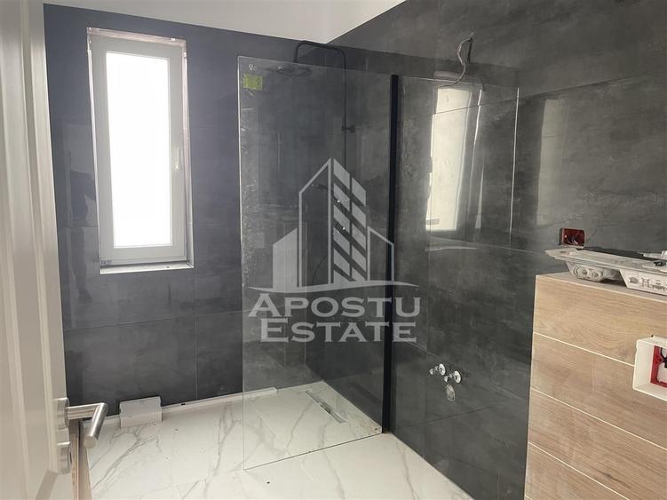 Duplex cu 5 camere cu Canalizare în Chișoda