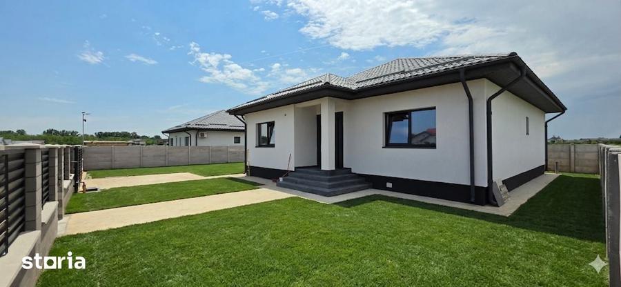 Casă cu 4 camere cu Teren 523 Mp în Clinceni