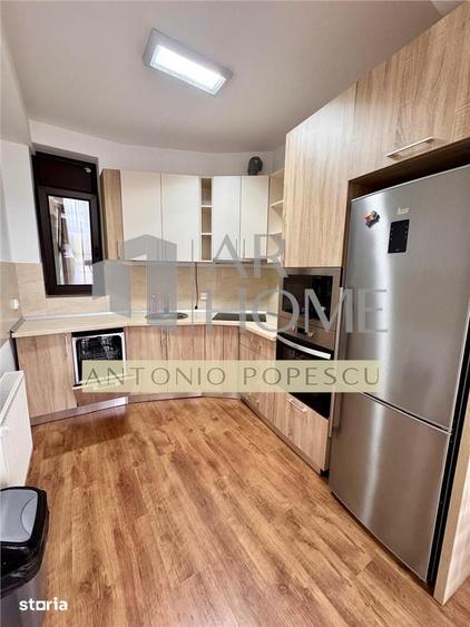 Apartament cu 3 camere, mobilat în Peneș Curcanul