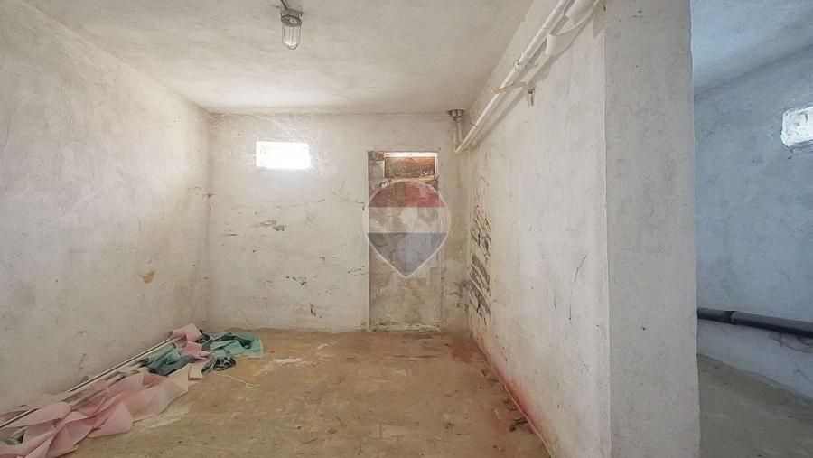 Birou, de 1,011 mp, în Uzina 2