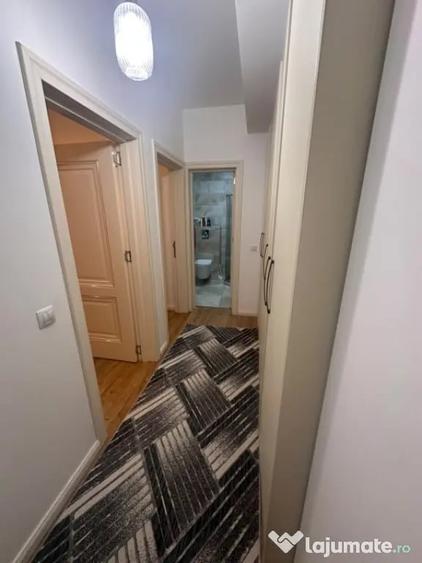 Apartament cu 3 camere decomandat în Calea Severinului