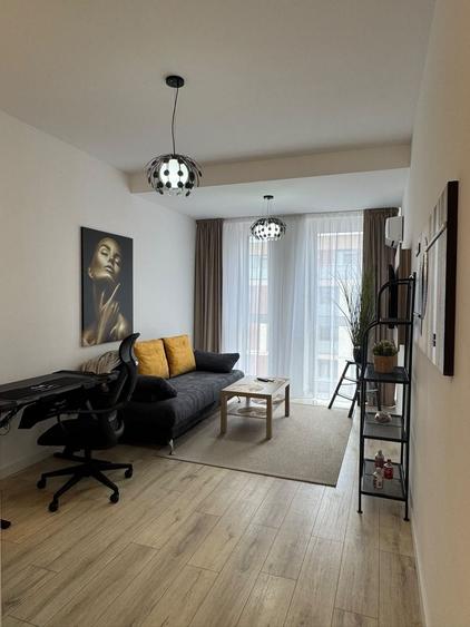 Apartament cu 2 camere nedecomandat în Torontalului