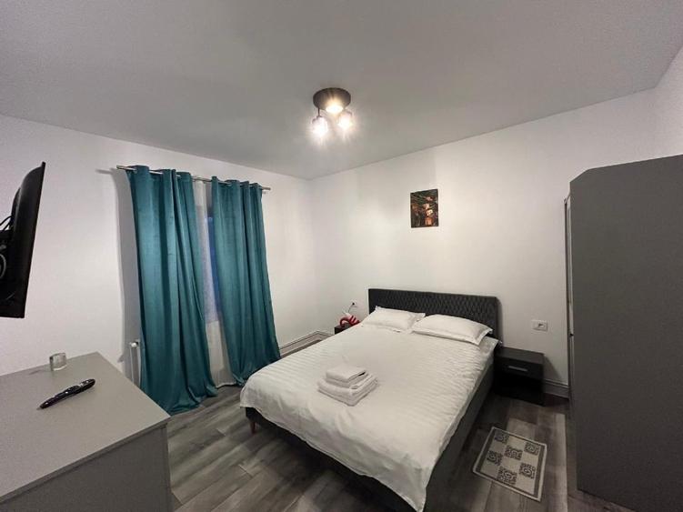 Casă individuală cu 3 camere cu Canalizare în Central