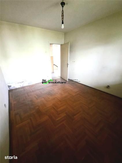 Casă cu 4 camere cu Teren 309 Mp în Nord