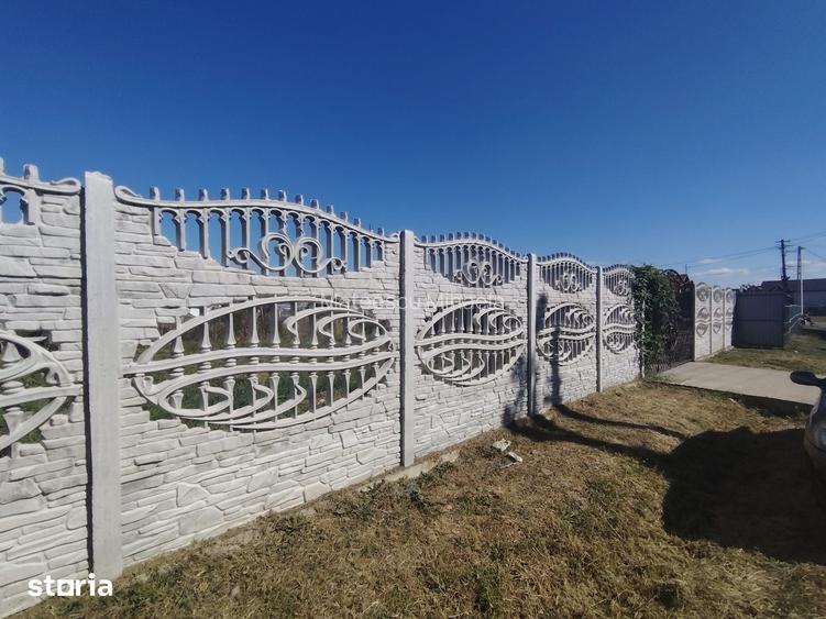 Teren de 400 mp, în Priseaca