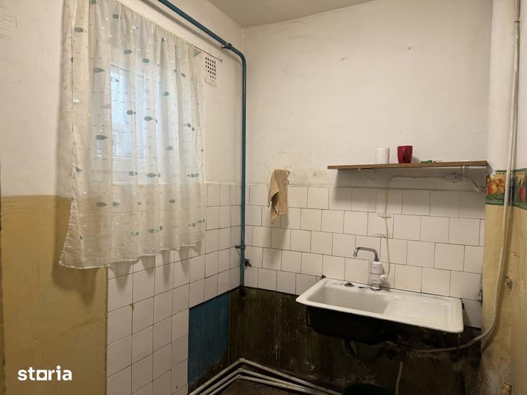 Apartament cu 2 camere decomandat în Progresul II