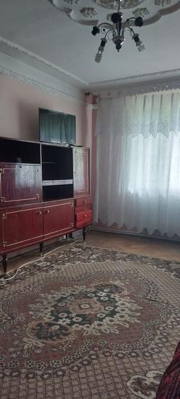 Apartament cu 2 camere decomandat în Precista