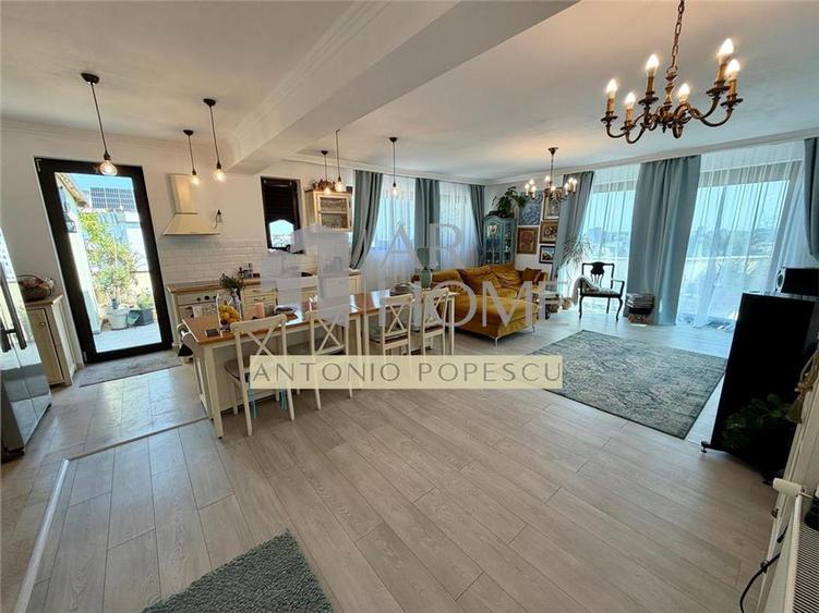 Apartament cu 3 camere decomandat, mobilat în Ultracentral