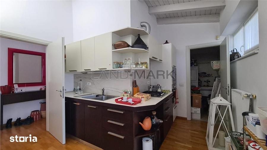 Apartament cu 3 camere în Sud