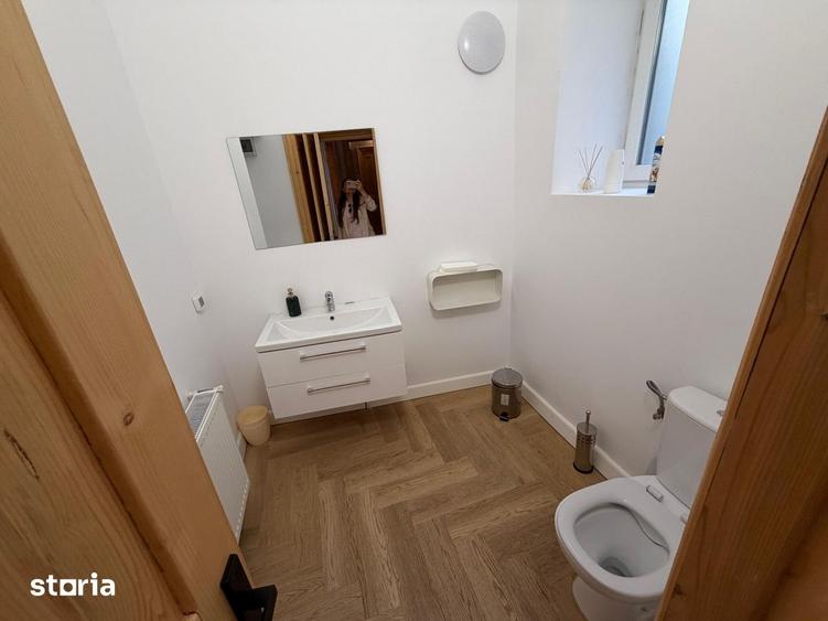 Apartament cu 5 camere în Peninsula