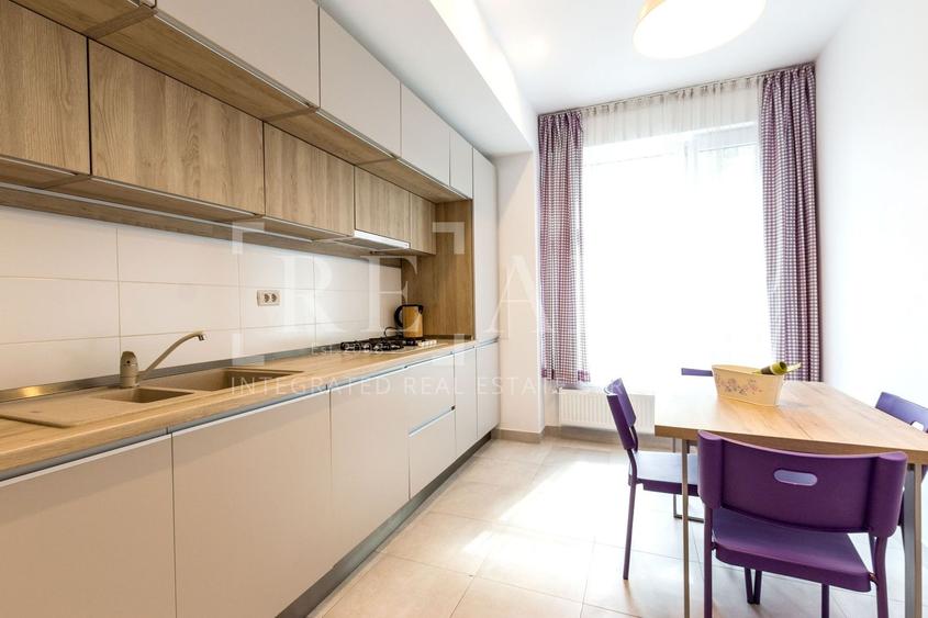 Apartament cu 3 camere decomandat, mobilat în Barbu Văcărescu