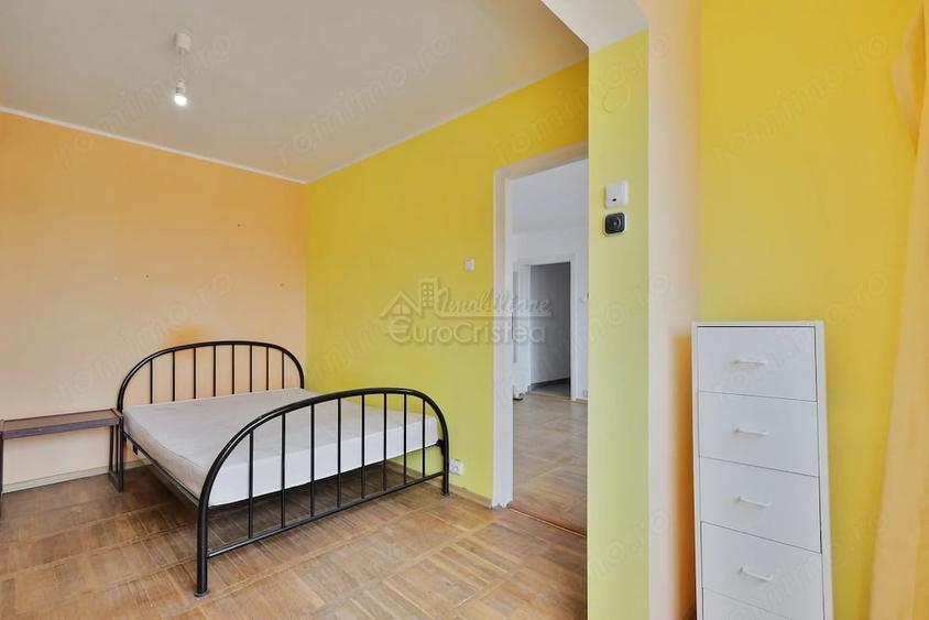 Apartament cu 2 camere semidecomandat în Est