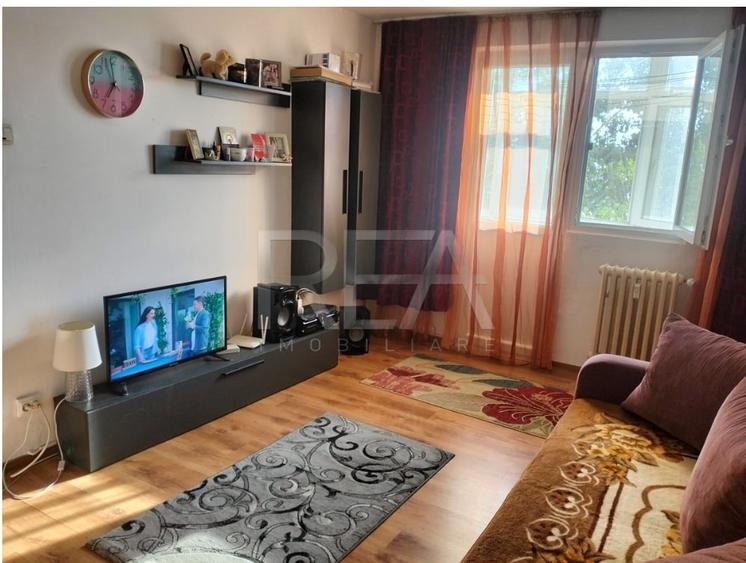 Apartament cu 2 camere decomandat, mobilat în Berceni