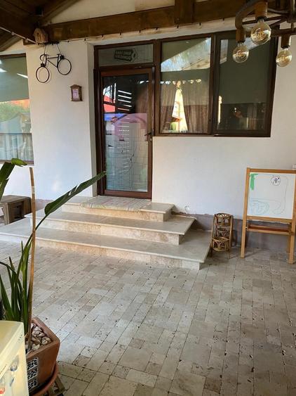 Casă cu 4 camere în Central