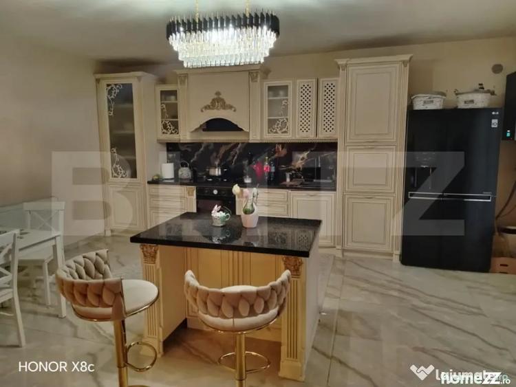 Casă cu 3 camere cu Teren 1212 Mp în Central