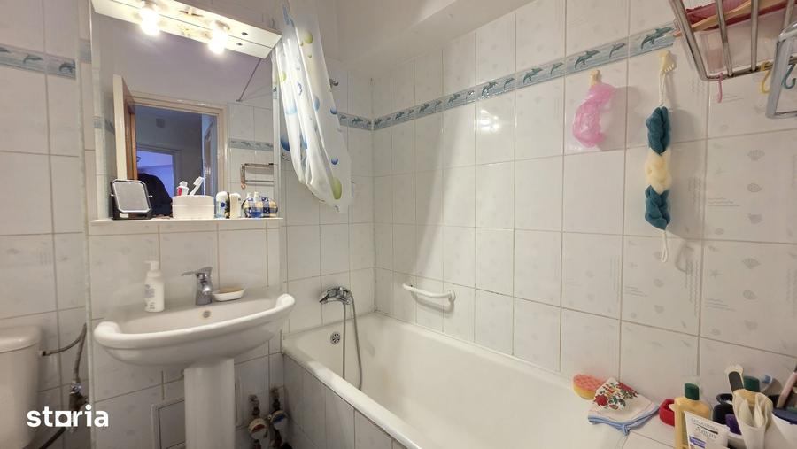 Apartament cu 4 camere decomandat în Pantelimon