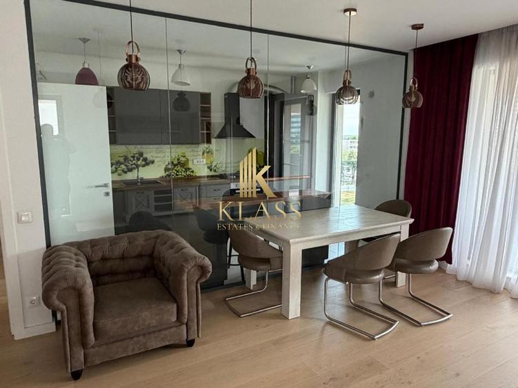 Apartament cu 4 camere decomandat, mobilat în Pipera