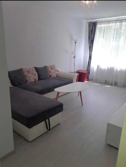 Apartament cu 2 camere decomandat în Ștrand