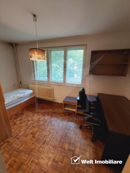 Apartament cu 3 camere semidecomandat în Gheorgheni