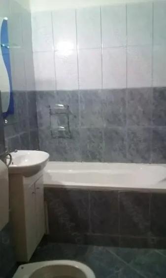 Garsonieră semidecomandată în Apărătorii Patriei