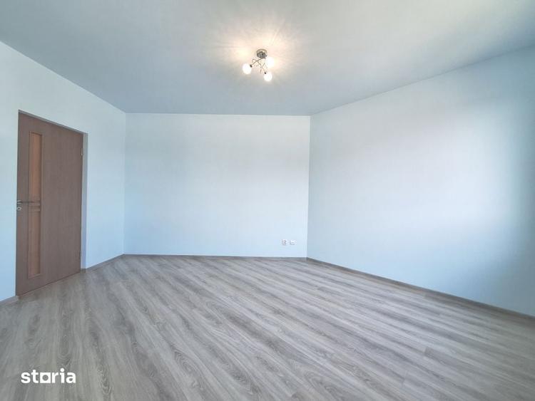 Apartament cu 3 camere semidecomandat în Florești