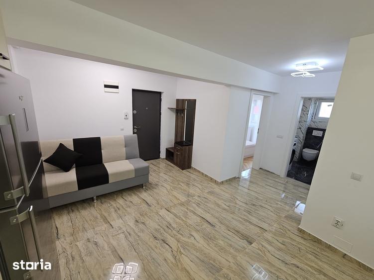 Apartament cu 3 camere decomandat în Dâmbul Rotund