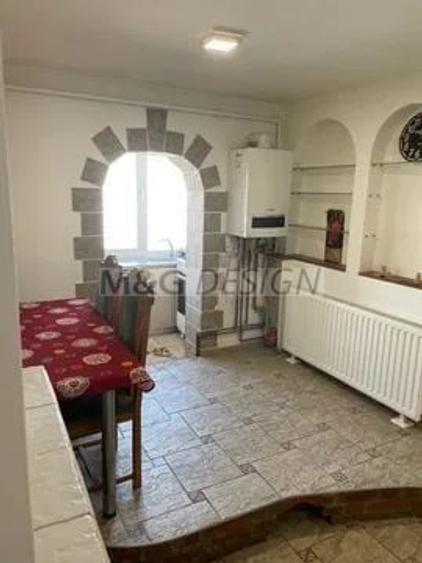Apartament cu 2 camere semidecomandat în Simion Bărnuțiu