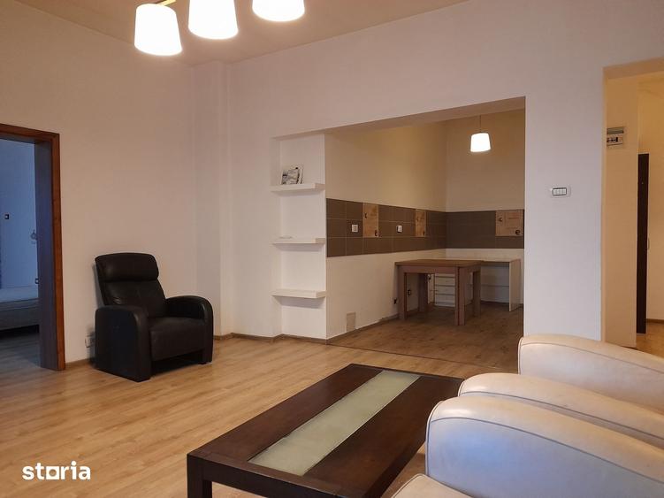 Apartament cu 2 camere semidecomandat în Ultracentral