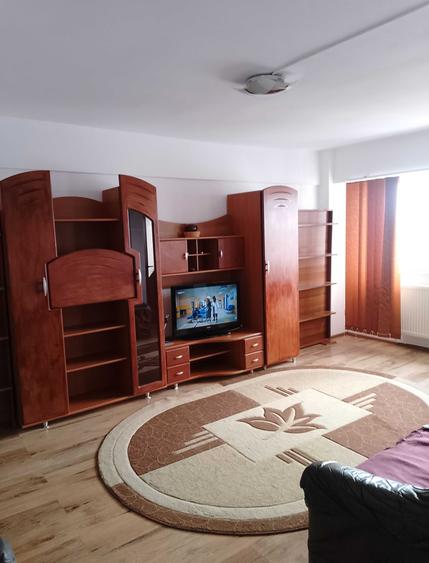 Apartament cu 2 camere decomandat în Unirii Sud