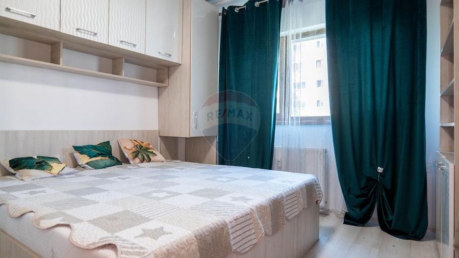 Apartament cu 2 camere decomandat, mobilat în Titan