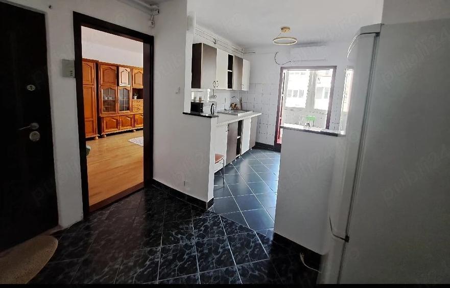 inchiriez 2 camere dec. ARAD - 2