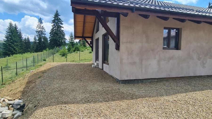 Casă cu 3 camere în Piatra