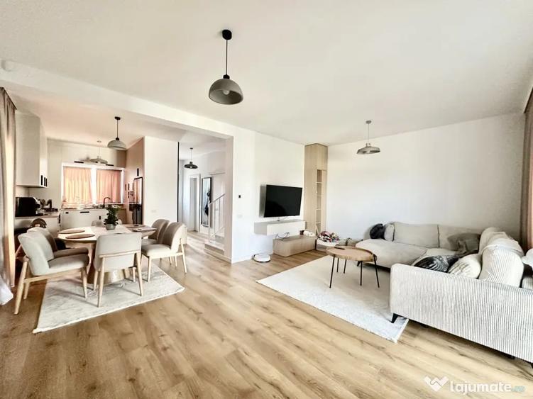 Casă cu 4 camere cu Teren 262 Mp în Urseni