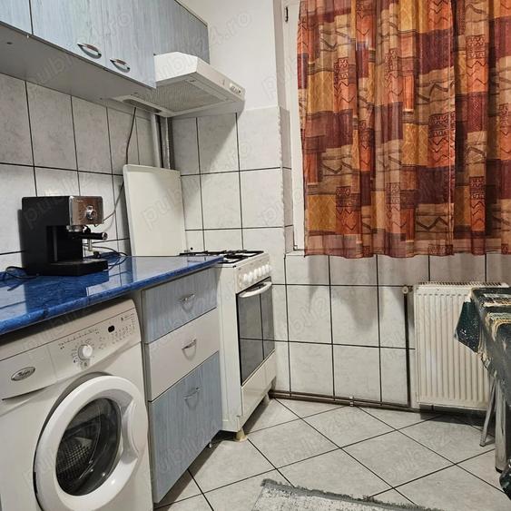 Apartament cu 2 camere semidecomandat în Calea București