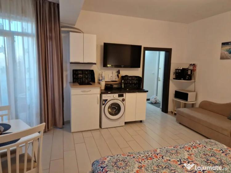Apartament cu 2 camere semidecomandat în Nord