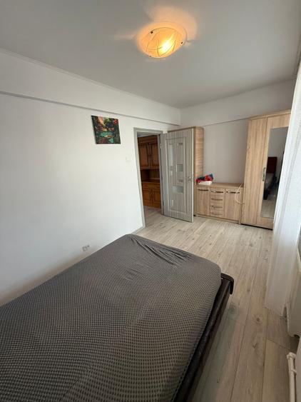 Apartament cu 2 camere în 9 Mai